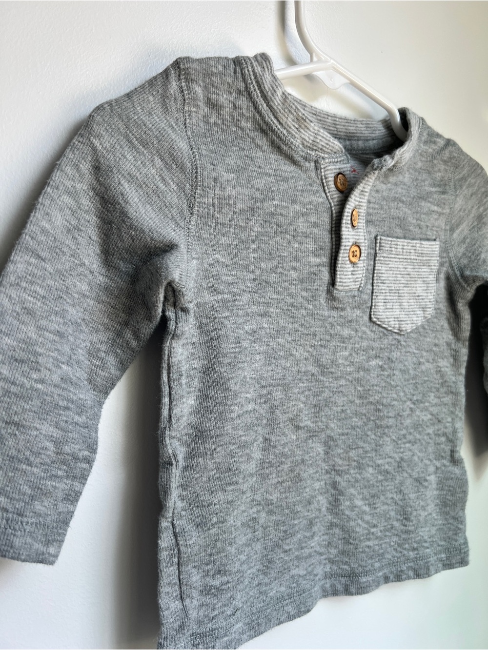 Cat & Jack Gray Henley Pocket Long Sleeve Shirt 12 Months